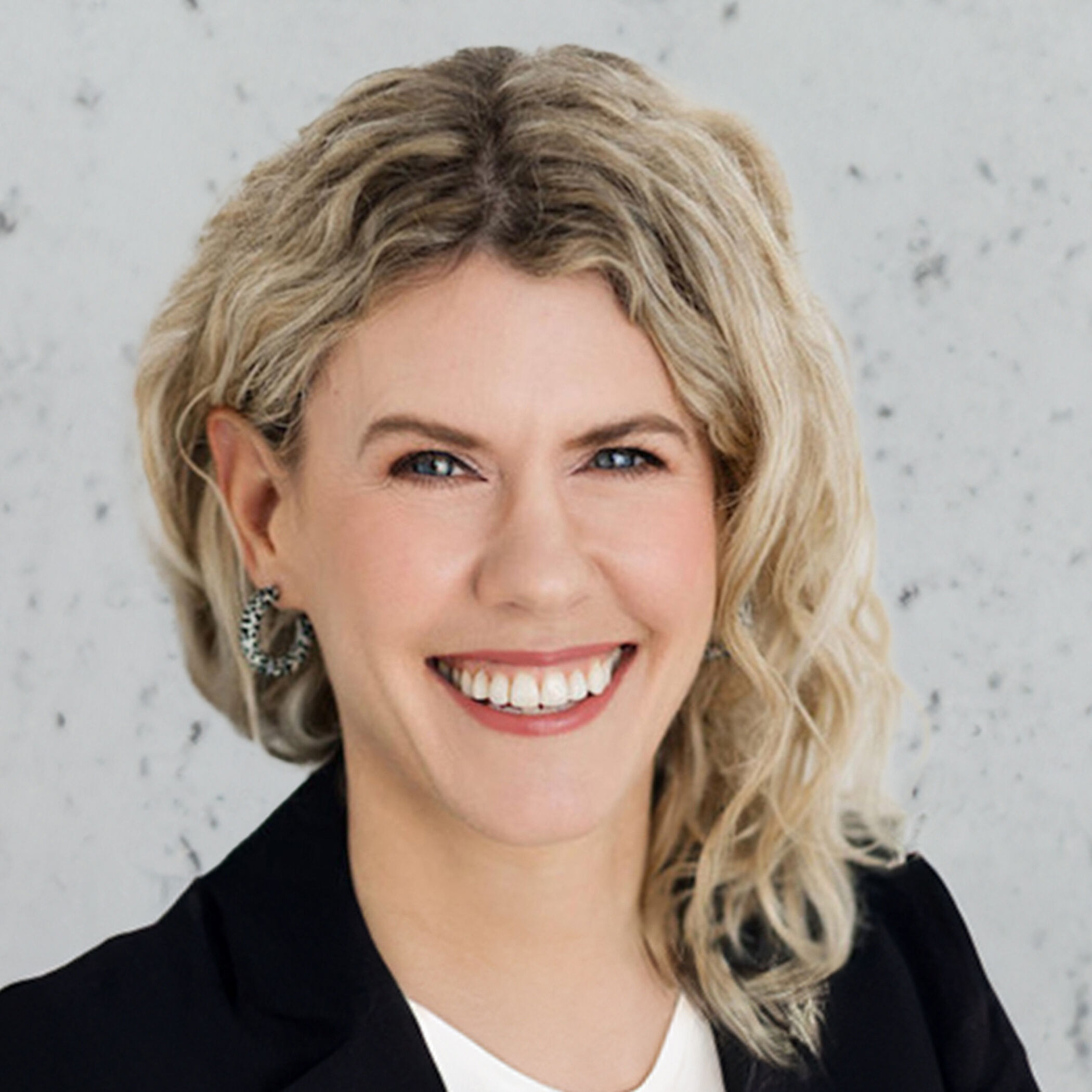 Cropped Stephanie Bell Booth