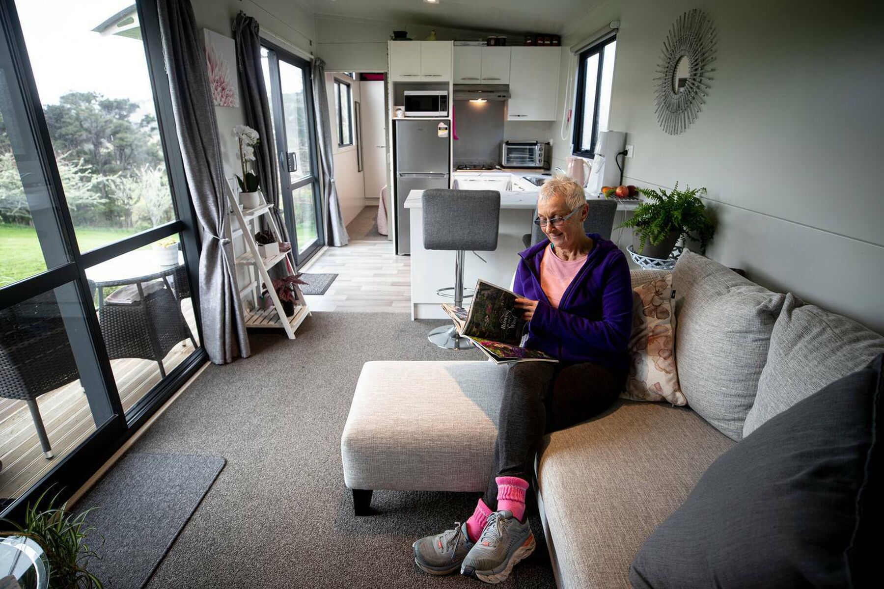 Diane interior 2022 08 01 042516 yshk